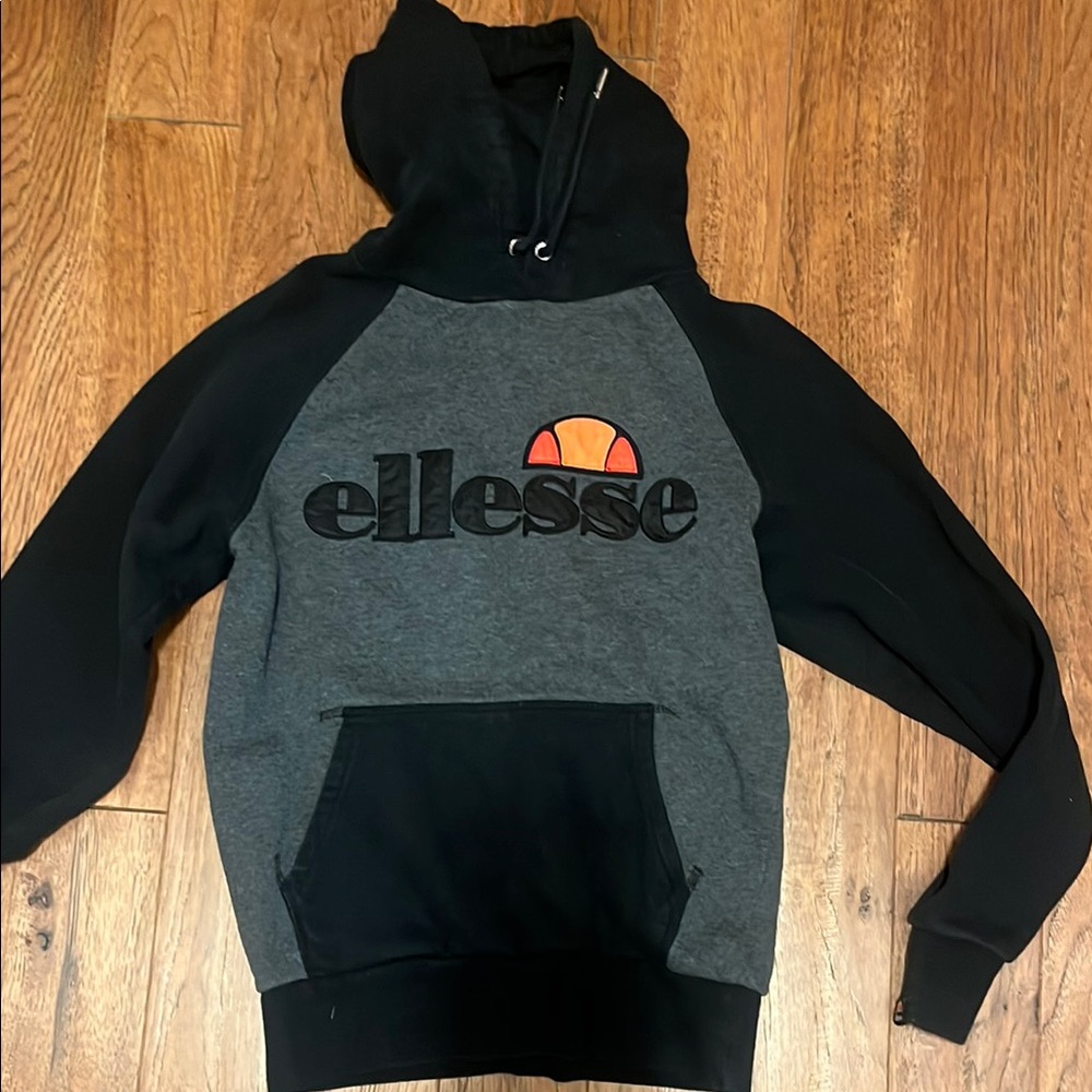 Ellesse Men's Black and Gray Pullover Hoodie